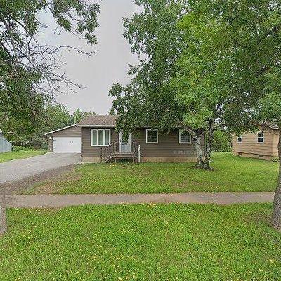 20 Law Dr, Silver Bay, MN 55614