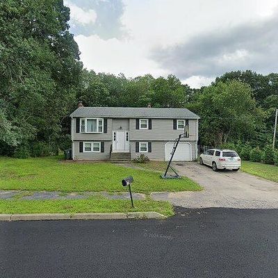 20 Metro Dr, Coventry, RI 02816