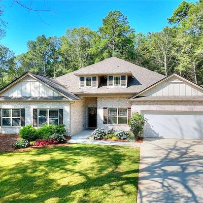 201 Bridge Gate Dr, Loganville, GA 30052