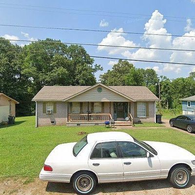 201 Cross St, Bolivar, TN 38008