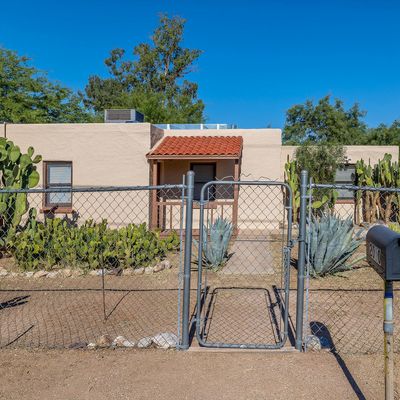 2010 N Dodge Blvd, Tucson, AZ 85716