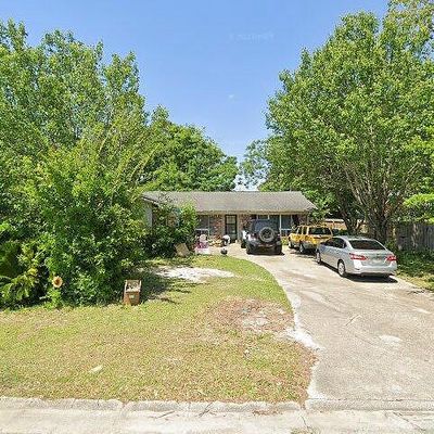 2017 Plumosa Palm Dr, Niceville, FL 32578