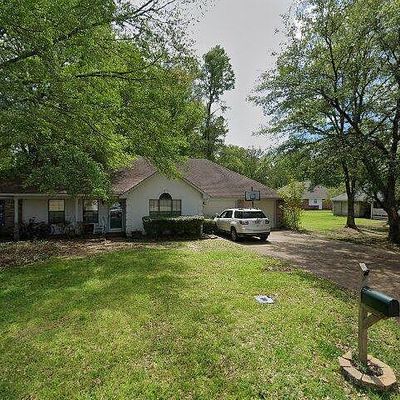 203 Sundance Cir, Richland, MS 39218