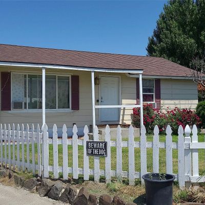 203 Sw Fairway Place, Mattawa, WA 99349