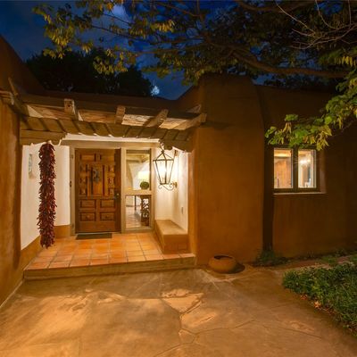 2030 Los Poblanos Pl Nw, Los Ranchos, NM 87107