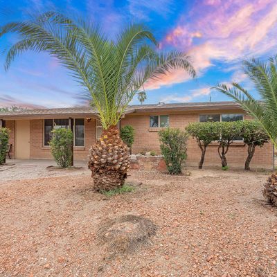 2033 S Augusta Pl, Tucson, AZ 85710