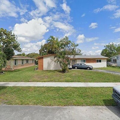 2035 Nw 193 Rd Ter, Miami Gardens, FL 33056