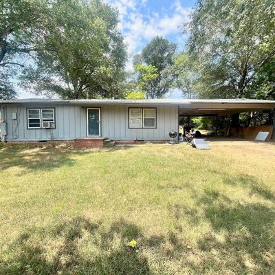 204 W Phillips St, Arp, TX 75750