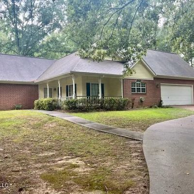 2382 Tiffany Cir, Florence, MS 39073