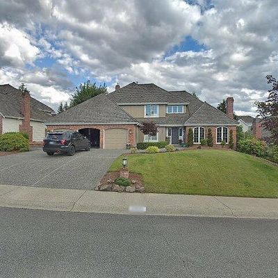 24001 Se 46 Th Pl, Sammamish, WA 98029