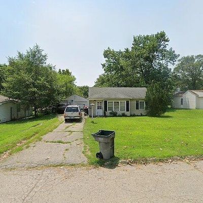 2407 Sw 22 Nd St, Topeka, KS 66611