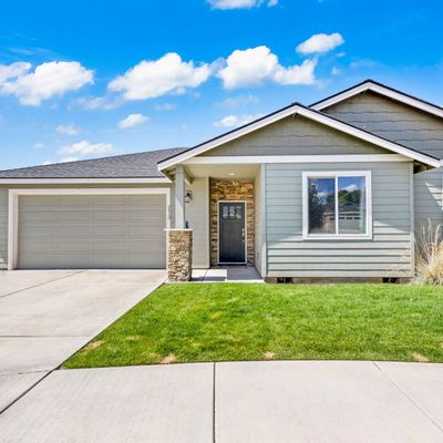 2413 Nw 9 Th Ct, Redmond, OR 97756