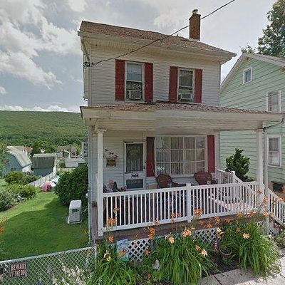 242 E Spruce St, Williamstown, PA 17098