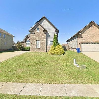 2424 Senseney Dr, Clarksville, TN 37042