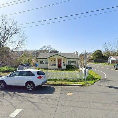 2437 Lomitas Ave, Santa Rosa, CA 95404