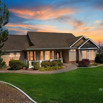 24528 Star Crest Ct, Middleton, ID 83644