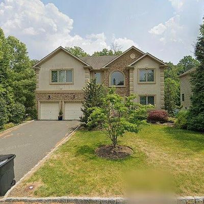 25 Haggerty Dr, West Orange, NJ 07052