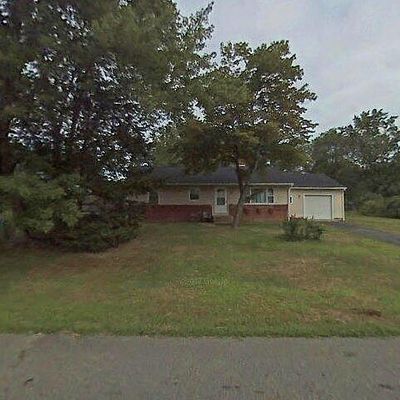 250 Hermitage Dr, Springfield, MA 01129