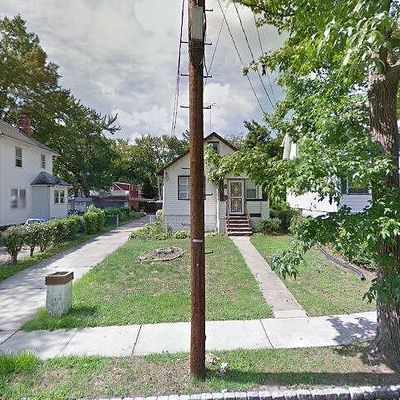 250 Howland Ave, Englewood, NJ 07631