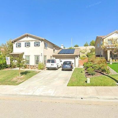 25174 Hoofprint Dr, Wildomar, CA 92595