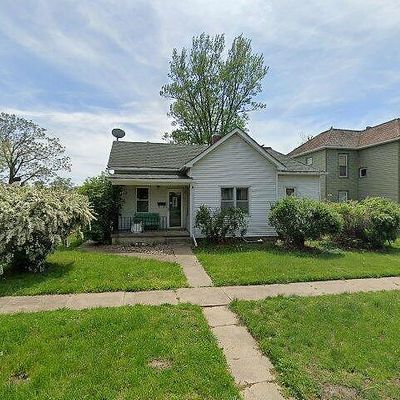 2520 Avenue J, Fort Madison, IA 52627