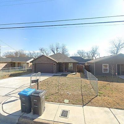 2525 Walker St, Fort Worth, TX 76105