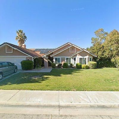 2527 Ryans Pl, Lancaster, CA 93536