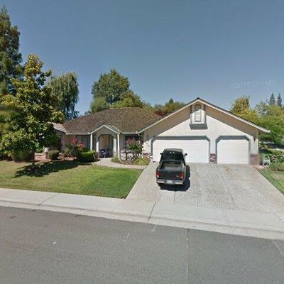 2535 Sullivan Dr, Auburn, CA 95603