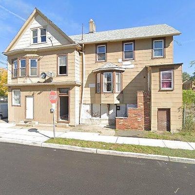 257 New St, Orange, NJ 07050