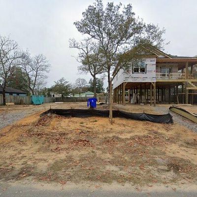 223 Ne 55th Street Oak Island, Island, NC 28465