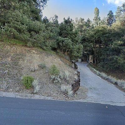 2249 St Bernard Dr, Pine Mountain Club, CA 93222