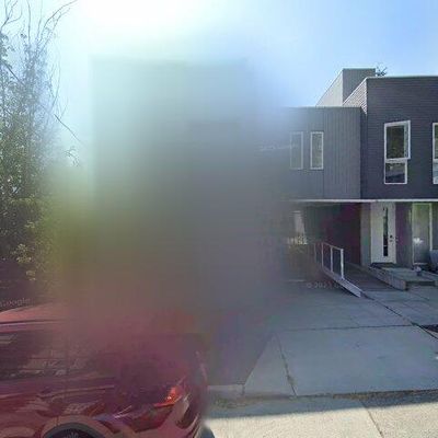 2251 14 Th Ave W #A, Seattle, WA 98119