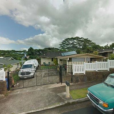 2268 Aupaka St, Pearl City, HI 96782