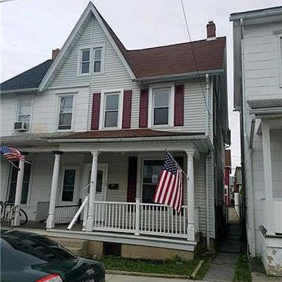 23 4 Th St, Slatington, PA 18080