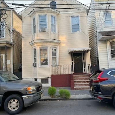 23 Fillmore St, Newark, NJ 07105