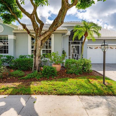 23274 Alora Dr, Boca Raton, FL 33433