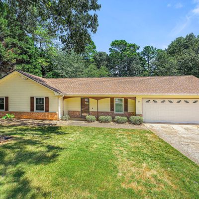 233 Fairfield Dr, Ellenwood, GA 30294