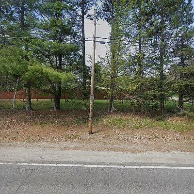 233 Maple St, Farmingdale, ME 04344