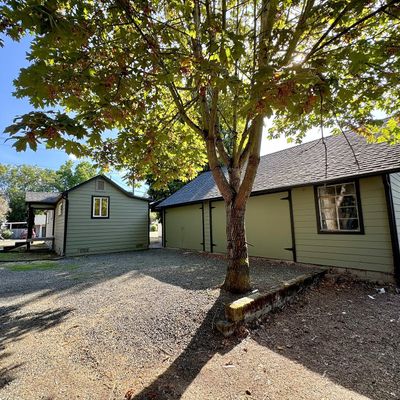 233 Hunsaker Ln, Eugene, OR 97404