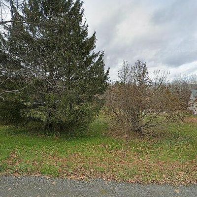 233 Warren Cemetery Rd, Hoosick Falls, NY 12090