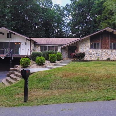 236 Page Dr, West Jefferson, NC 28694