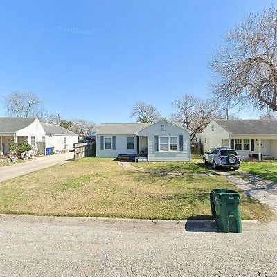 2846 Topeka St, Corpus Christi, TX 78404