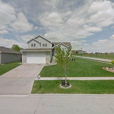 2868 Ohanlon Dr, Lincoln, NE 68516