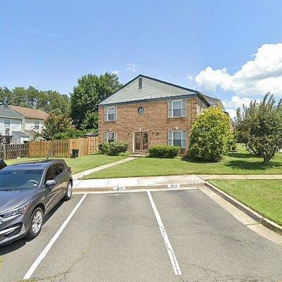 2874 Bowes Ln, Woodbridge, VA 22193