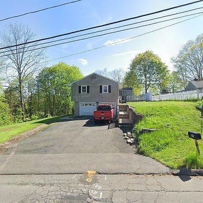 29 W Ridgeland Rd, Wallingford, CT 06492