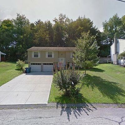 290 Shasta Dr, Pittsburgh, PA 15239