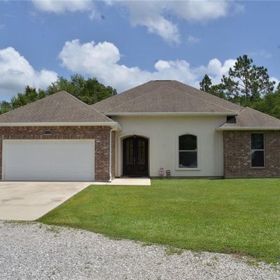 29392 Lyon Ln, Lacombe, LA 70445