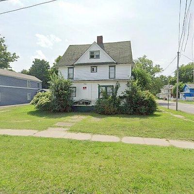 296 E Britain Ave, Benton Harbor, MI 49022