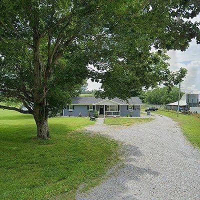 297 Bradley Rd, Mc Ewen, TN 37101