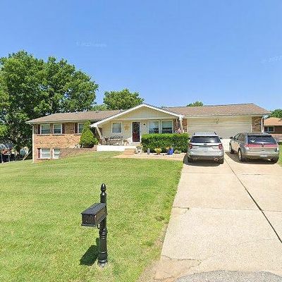 3 Pine Dr, Saint Peters, MO 63376